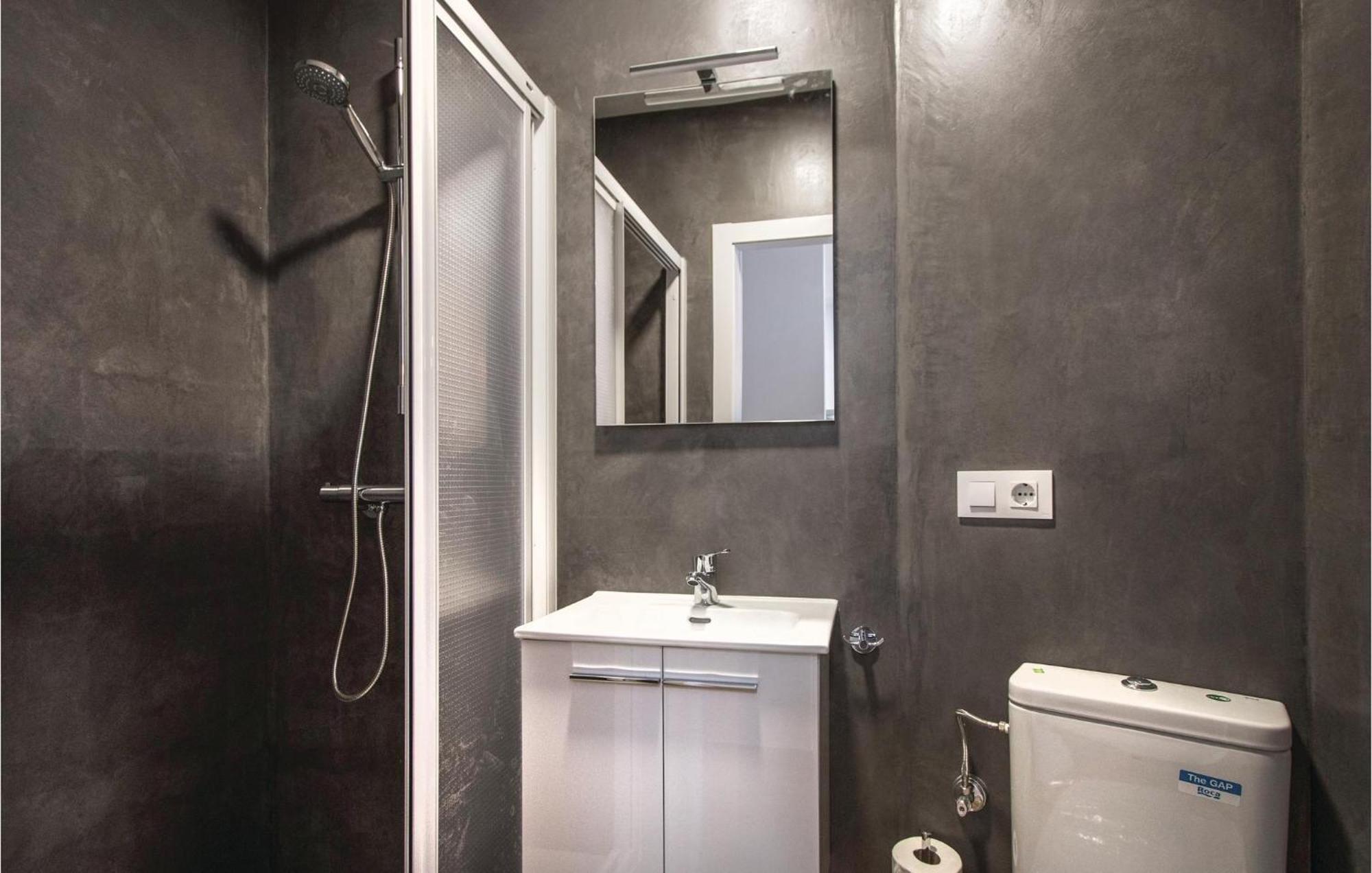 Amazing Apartment In Blanes With Kitchen Zewnętrze zdjęcie